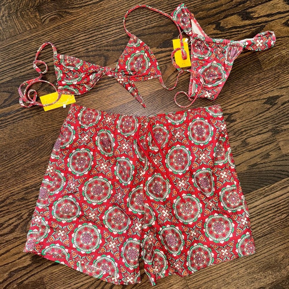 Bananhot Africa Paisley Red Top x Bottom x B-Man Swim Trunks